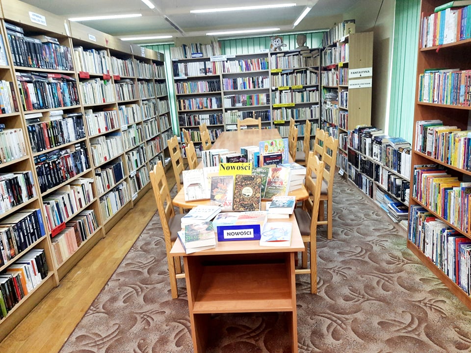 Wnętrze biblioteki [960x720]