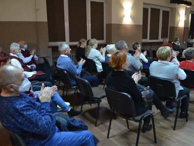 Obchody 11 Listopada 2021