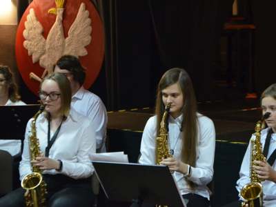 Obchody 11 Listopada 2021