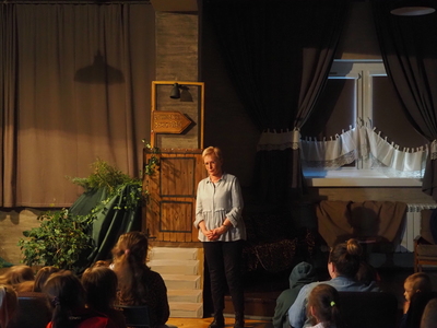 Teatrzyk "Urodziny Czerwonego Kapturka" w wykonaniu sekcji Teatralnej