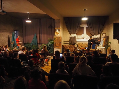Teatrzyk "Urodziny Czerwonego Kapturka" w wykonaniu sekcji Teatralnej