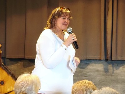 Tydzień Bibliotek Spotkanie Poetycko-Muzyczne 2022