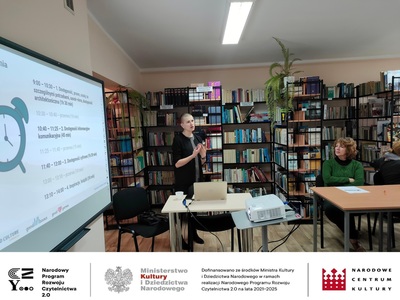 Prowadząca