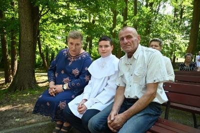 Mieszkaniec oczekujący na komunię świętą