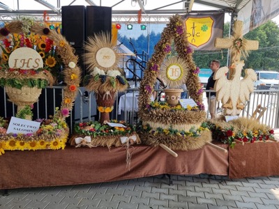 Wieńce dożynkowe