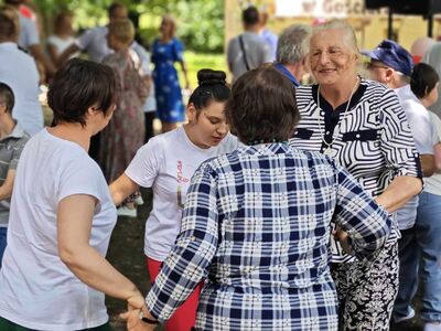 Tańce przy muzyce biesiadnej