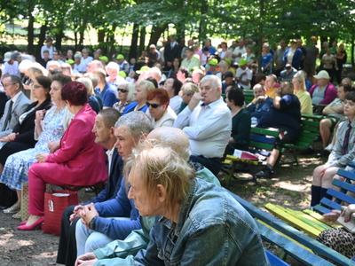 Uczestnicy Mszy Świętej polowej