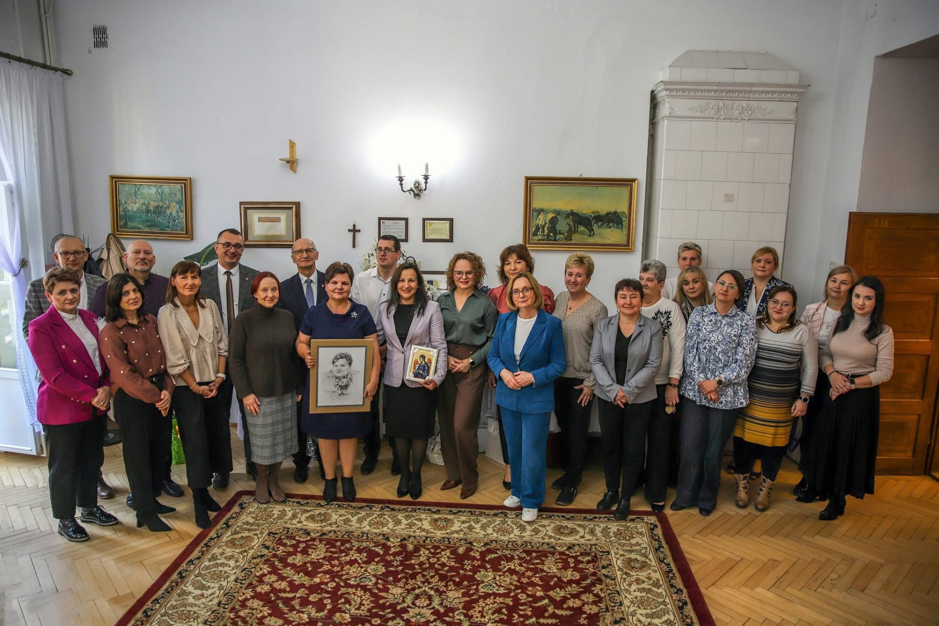 Pamiątkowe fotografia z gośćmi wydarzenia.
