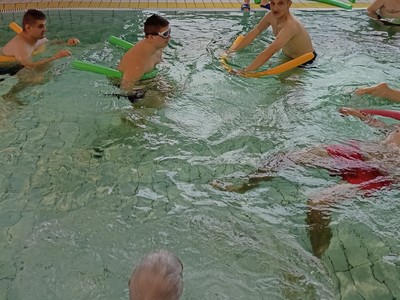 Zajęcia na basenie