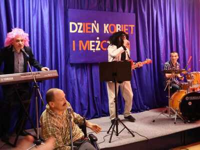 DZIEŃ KOBIET 12