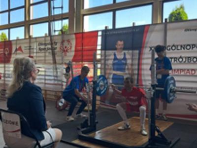 Nasi mieszkańcy podczas zawodów XIV Ogólnopolskim Mityngu Trójboju Siłowego Olimpiad Specjalnych