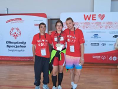 Nasi mieszkańcy podczas zawodów XIV Ogólnopolskim Mityngu Trójboju Siłowego Olimpiad Specjalnych