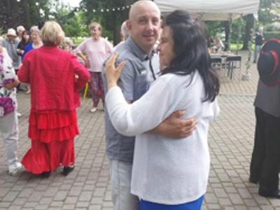 Wspaniała zabawapodczas biesiady integracyjnej.