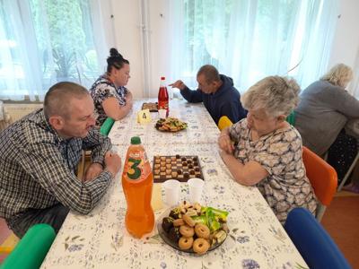Turniej Warcabowy w filii w Bzowcu