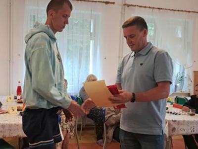 Turniej Warcabowy w filii w Bzowcu