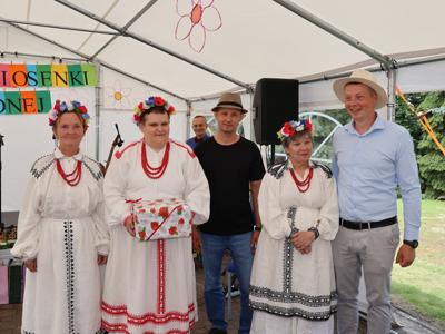 Zdjecia pamiątkowe z ,,Przegląd Piosenki Biesiadnej''.