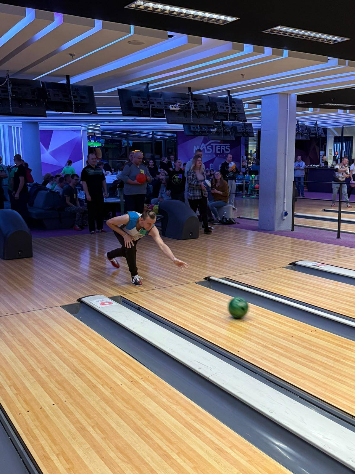 Nasi mieszkańcy podczas  X Regionalnego Turnieju Bowlingu Olimpiad Specjalnych.