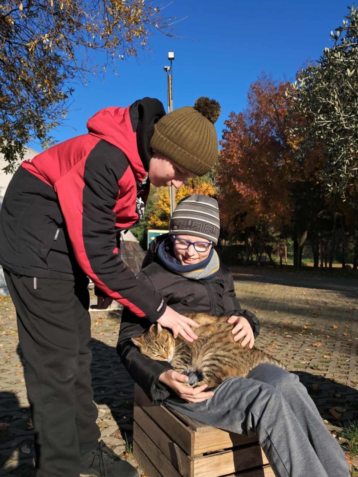 Nasi mieszkańcy podczas wycieczki do Ogrodu Zoologicznego w Borysewie.