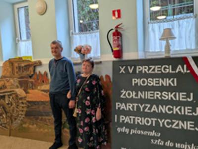 Przegląd pioseni żełnierskiej z naszymi mieszkańcami.