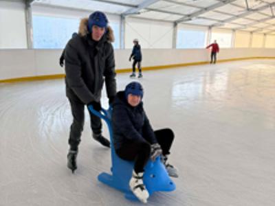Nasi mieszkańcy na lodowisku w Krasnymstawie
