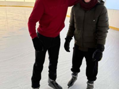 Nasi mieszkańcy na lodowisku w Krasnymstawie