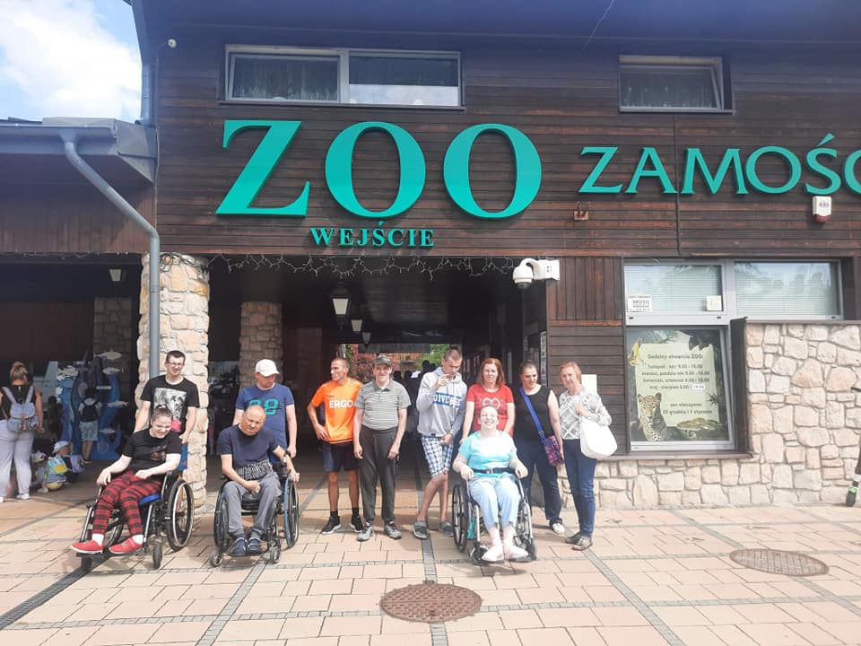 ZOO 1