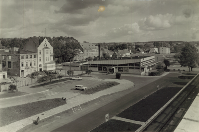 Widok rynku (1988-9). Zdjęcie z zasobu Muzeum Regionalnego w Bobolicach.