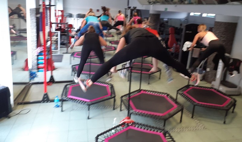 jumping [800x471]