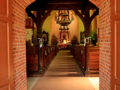 Orzechowo - wnętrze kościoła	Autor zdjęcia: Agnieszka Żyznowska