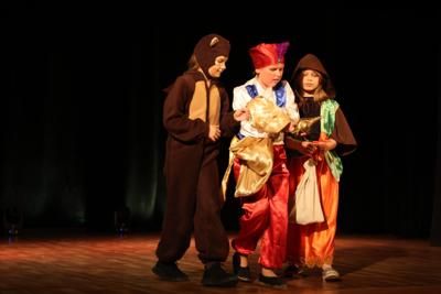 Fragment spektaklu przeglądowego - Lubuskie Konfrontacje Artystyczne TEATR - Finał Wojewódzki