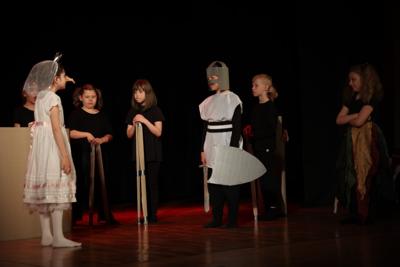 Fragment spektaklu przeglądowego - Lubuskie Konfrontacje Artystyczne TEATR - Finał Wojewódzki