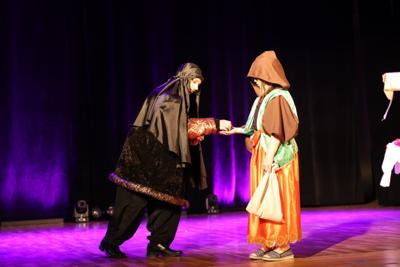 Fragment spektaklu przeglądowego - Lubuskie Konfrontacje Artystyczne TEATR - Finał Wojewódzki