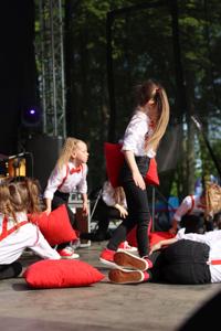 JUMP