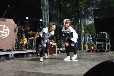 JUMP