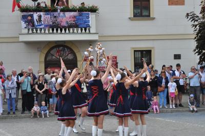 Wspólny występ pięciu orkiestr na Placu Ratuszowym