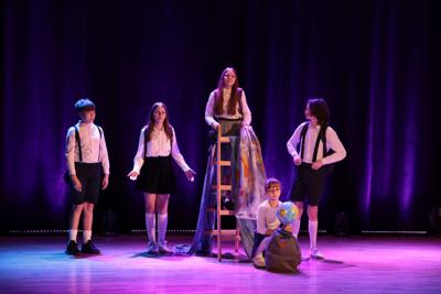 Fragment występu teatralnego w ramach LKA Finał Wojewódzki TEATR 2024