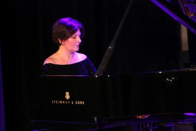 Koncert jubileuszowy Hanny Holeksy.