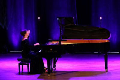 Koncert jubileuszowy Hanny Holeksy.