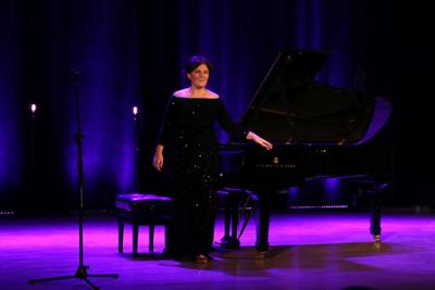 Koncert jubileuszowy Hanny Holeksy.