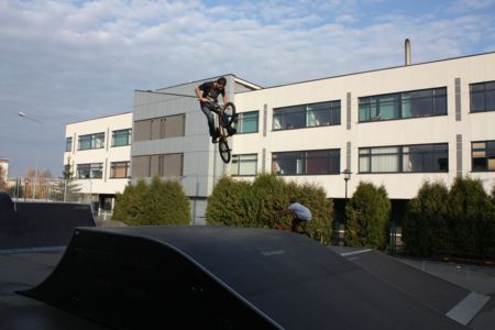 Skatepark Grójec [450x300]