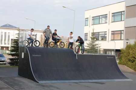 Skatepark Grójec [450x300]