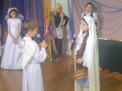 uczniowie podczas zajęć