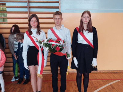 uczniowie podczas zajęć