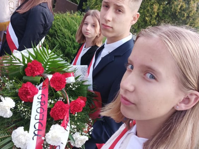 uczniowie podczas zajęć