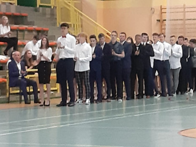 uczniowie podczas zajęć