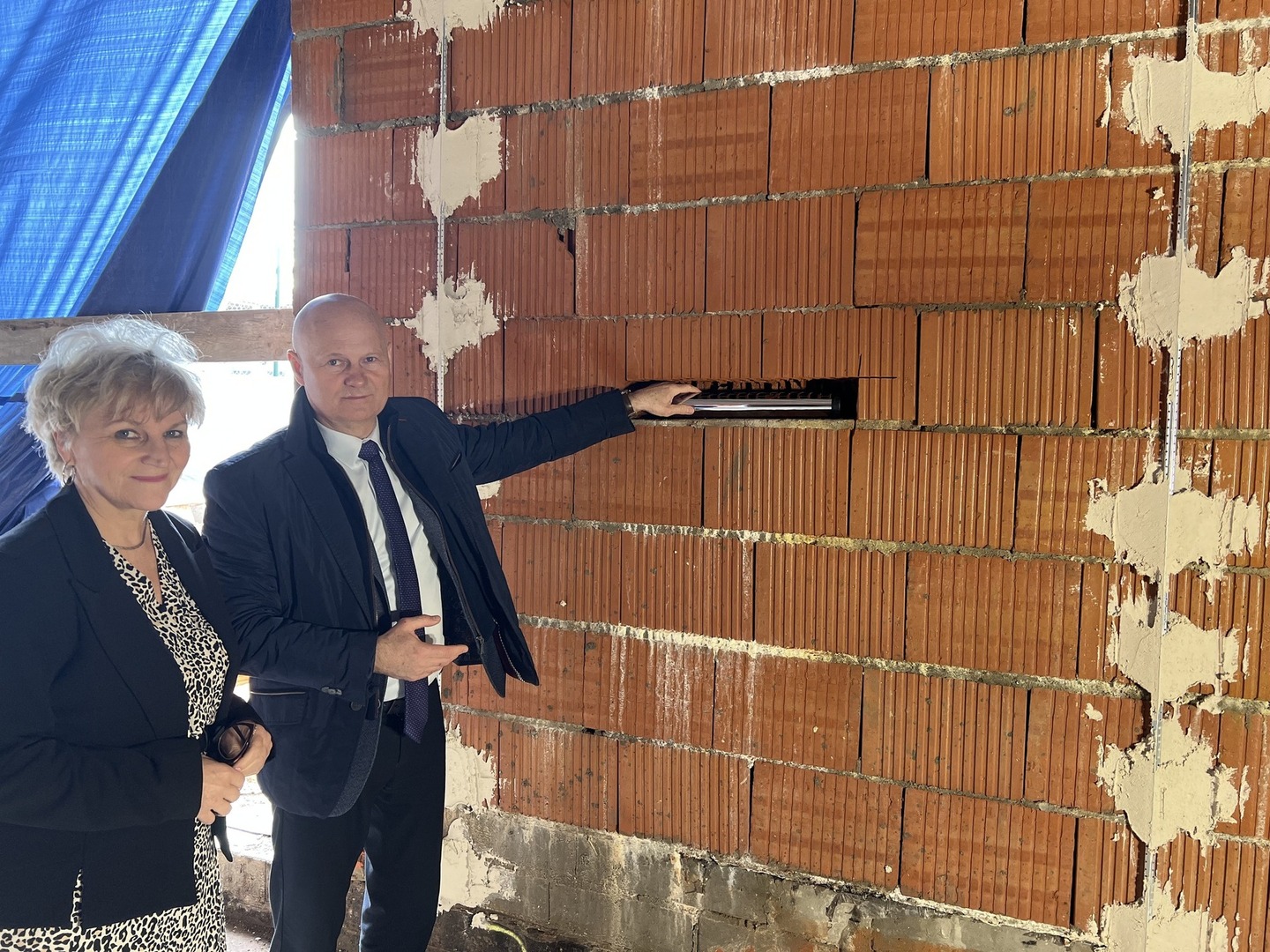 wmurowanie kapsuły