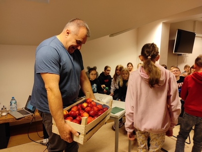 uczniowie podczas spotkania