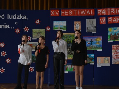 Uczennice podczas konkursu