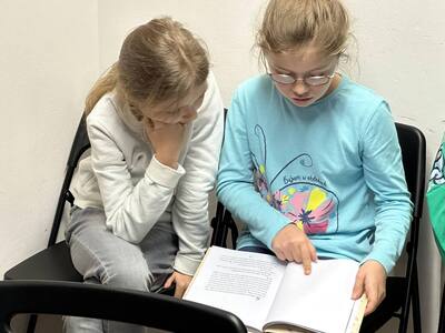 uczniowie podczas zajęć