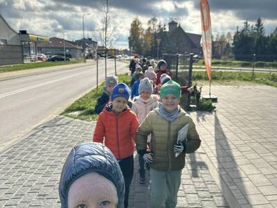 uczniowie podczas zajęć